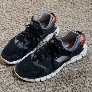 AIR HAURACHE NIKE SNEAKERS